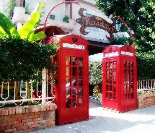 Piccadilly Tirana